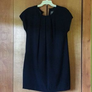 Short sleeve black dress